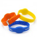 Vòng đeo tay RFID